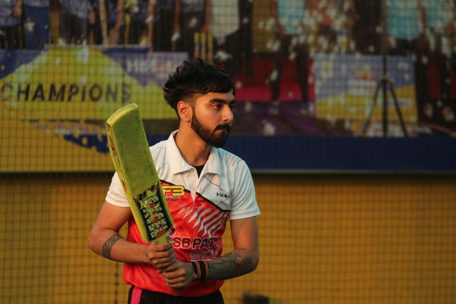 how to bowl a googly cricket