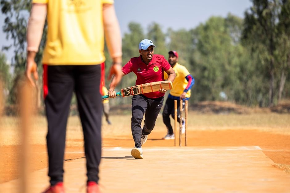 how to bowl a googly cricket